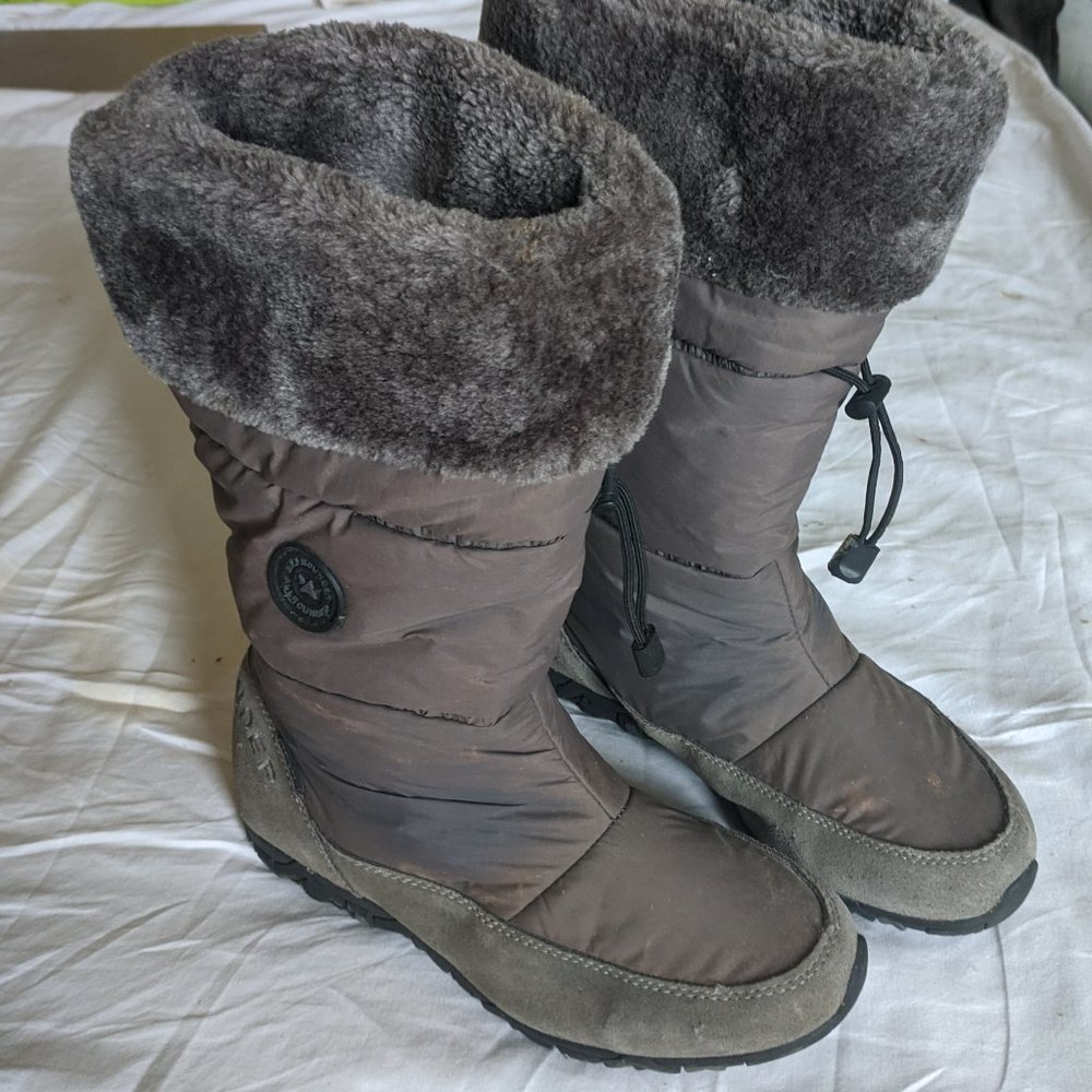 NEW ALLROUNDER BY MEPHISTO WOMAN'S WINTER BOOTS